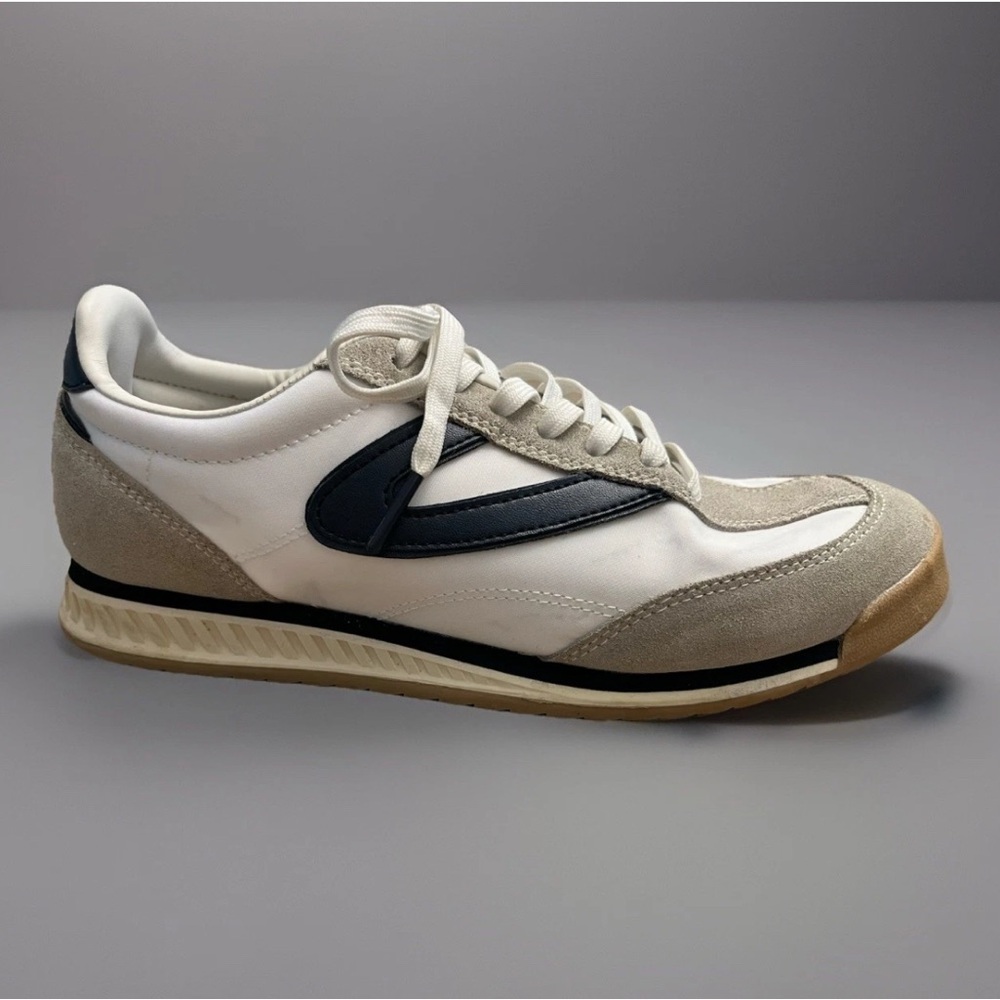 Tretorn Kristine White/Navy Sneakers – Women’s 8.5, Excellent Condition - Picture 2 of 8